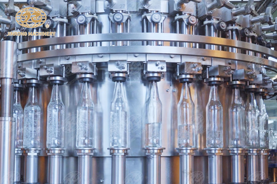 玻璃瓶碳酸飲料灌裝生產(chǎn)線-灌裝部分 玻璃瓶碳酸飲料灌裝生產(chǎn)線-灌裝部分